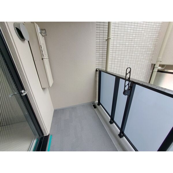 スプランディッド堀江8階1DK ベランダの画像