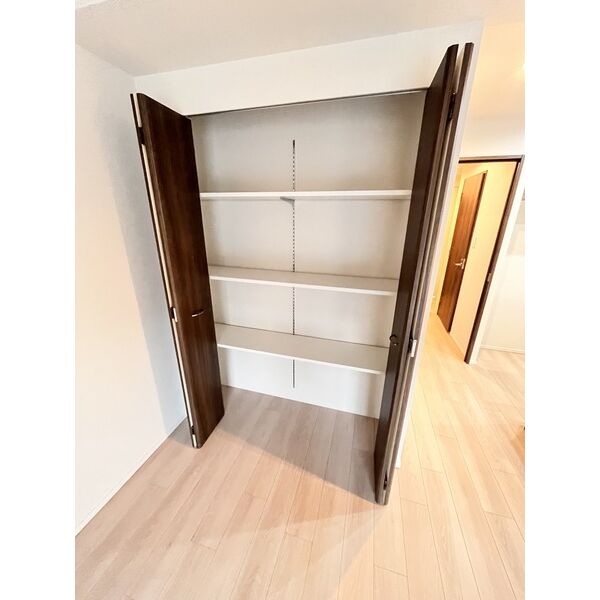 スプランディッド中百舌鳥3階1LDK 収納の画像