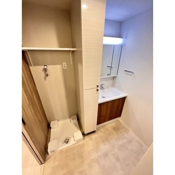 スプランディッド中百舌鳥6階2LDK 洗面所の画像