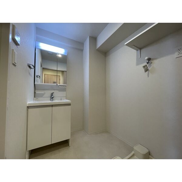 スプランディッド茨木天王4階1LDK 洗面所の画像