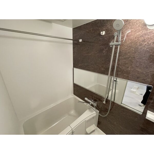 スプランディッド茨木天王2階1LDK お風呂の画像