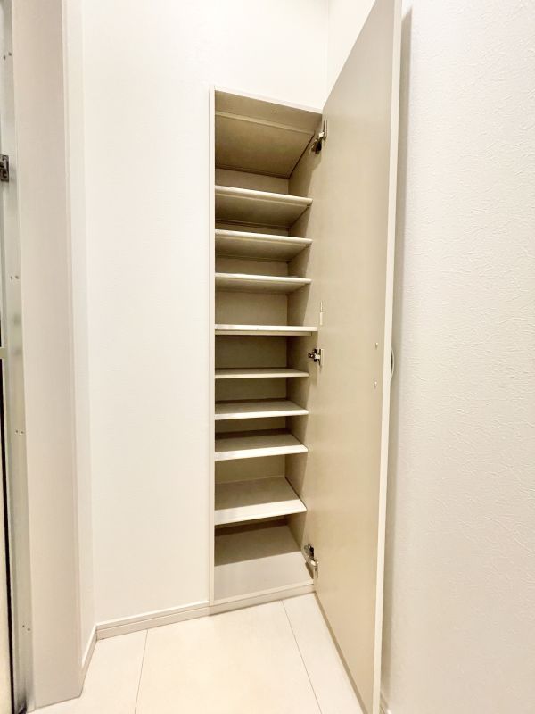 エスポワールOSUGI2階1R 玄関の画像