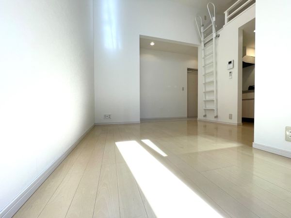 エスポワールOSUGI1階1R 部屋①の画像