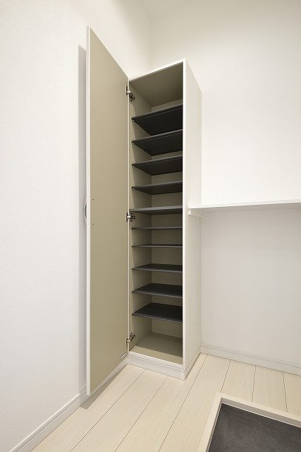 Celeste 五女子1階1R 収納の画像