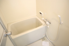 ラフィーネ香里園3階2LDK お風呂の画像