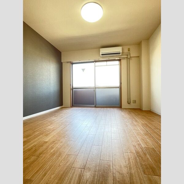 ラフィネシャンブル1階1K 部屋①の画像