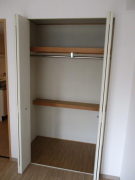 ラフィネシャンブル1階1K 収納の画像