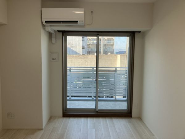 エメルミナ豊中岡町3階1K リビングの画像