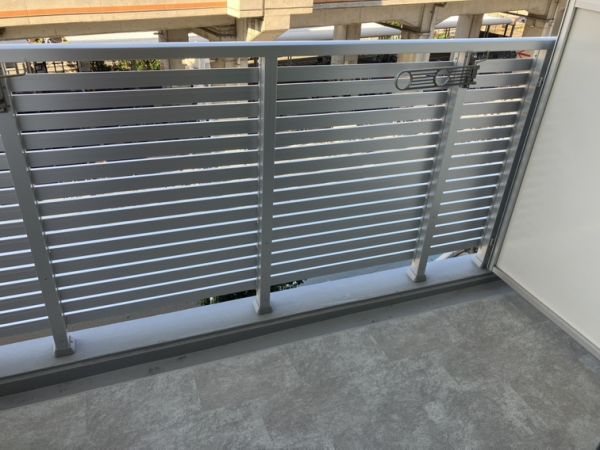 エメルミナ豊中岡町3階1K ベランダの画像