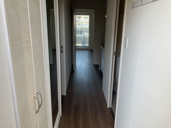 エメルミナ豊中岡町4階1K 玄関の画像