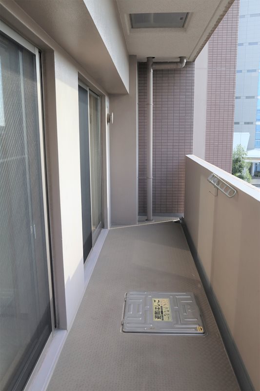 レジデンス八楽3階2DK ベランダの画像