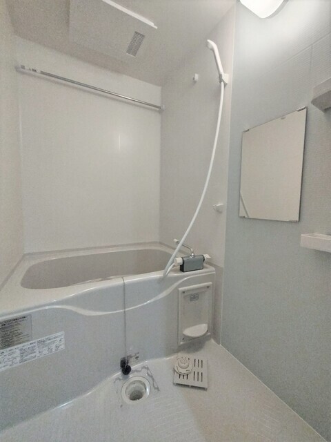 リーフィアテラス東花園01階1LDK お風呂の画像