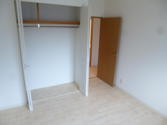 ﾒｿﾞﾝﾌﾟﾁﾁｪﾘｰ3階2LDK 部屋①の画像