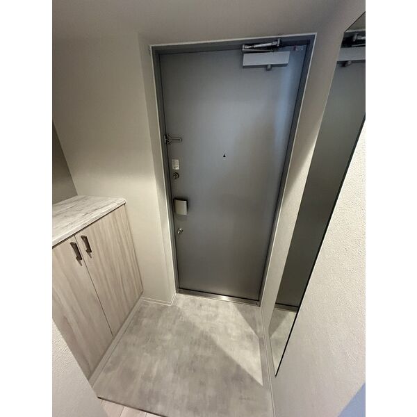 ブランシエスタ天満07階1DK 玄関の画像