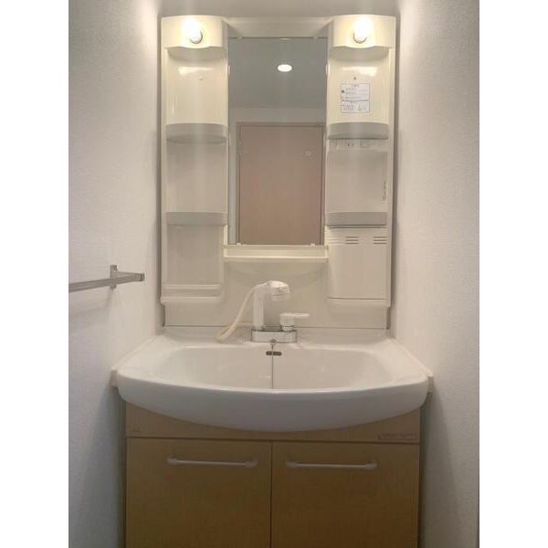 	エル・セレーノ九条04階1K 洗面所の画像