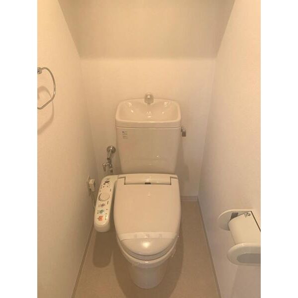 	エル・セレーノ九条02階1K トイレの画像