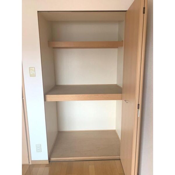 	エル・セレーノ九条02階1K 収納の画像