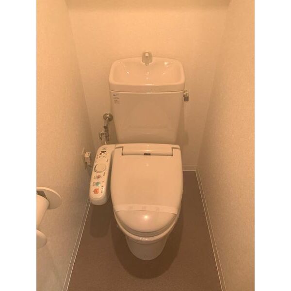 	エル・セレーノ九条02階1K トイレの画像