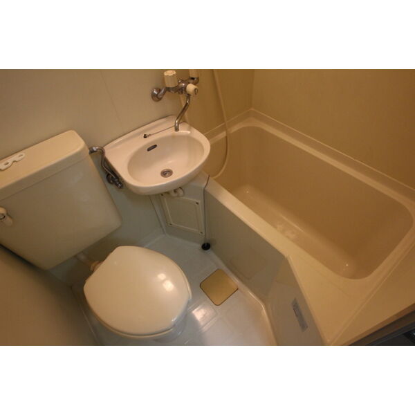 メゾン北楠02階1K トイレの画像