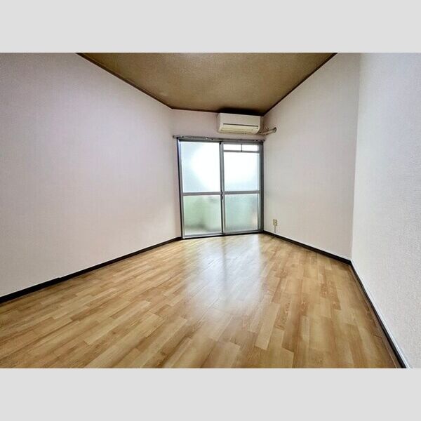 エスポワール千里山01階1K リビングの画像