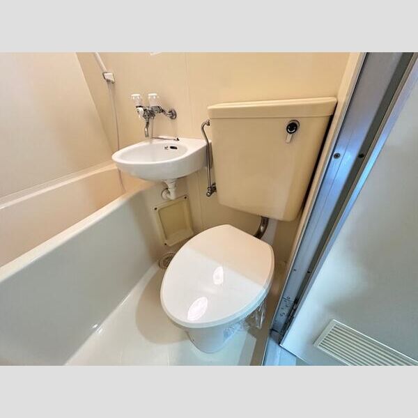 エスポワール千里山01階1K トイレの画像