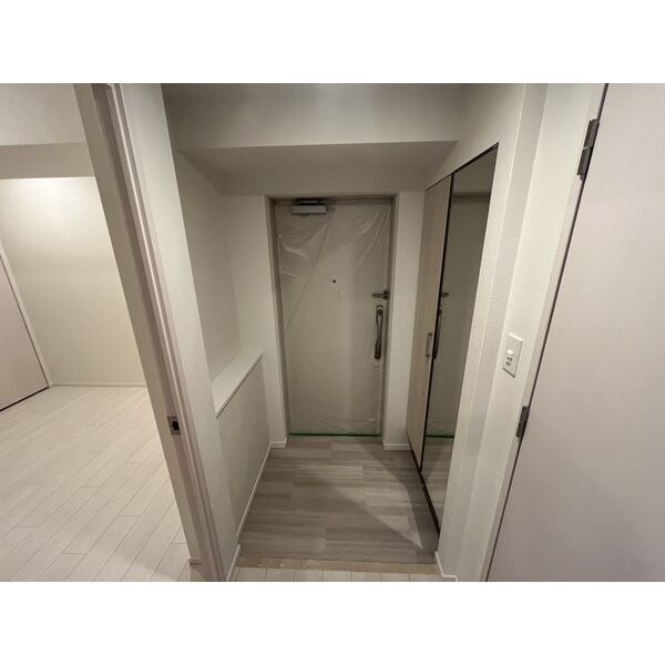 スプランディッド上本町WEST2階1LDK 玄関の画像