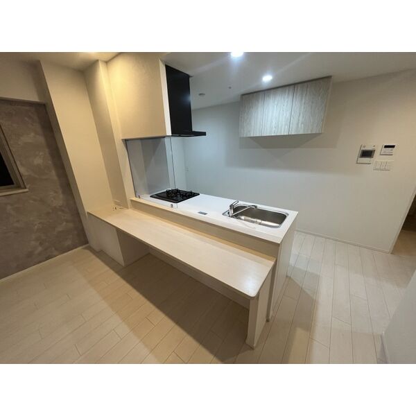 スプランディッド上本町WEST2階1LDK キッチンの画像