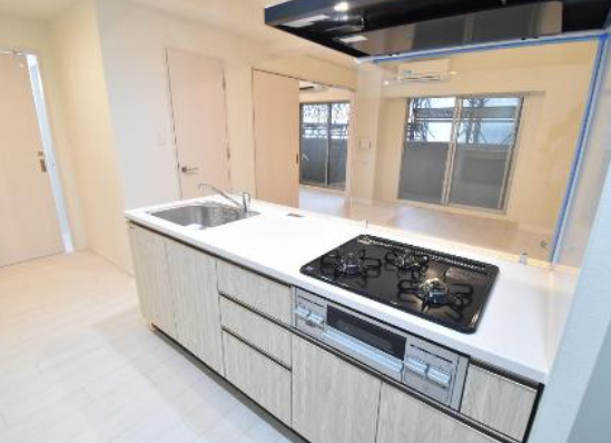 スプランディッド上本町WEST11階2LDK キッチンの画像