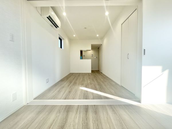 Kerasia1階1LDK 部屋②の画像