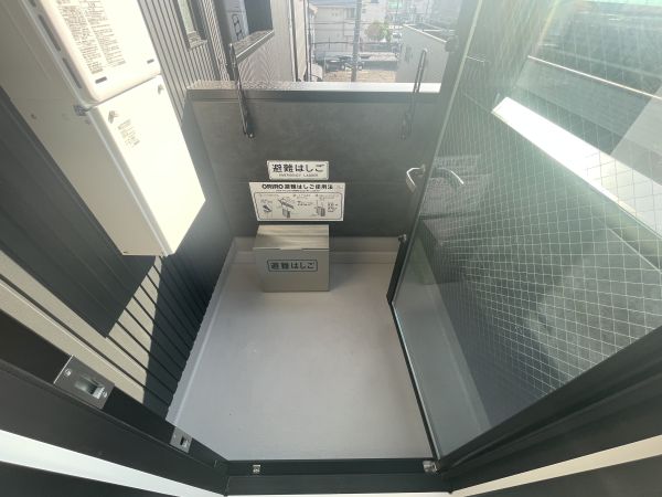 Kerasia1階1LDK ベランダの画像