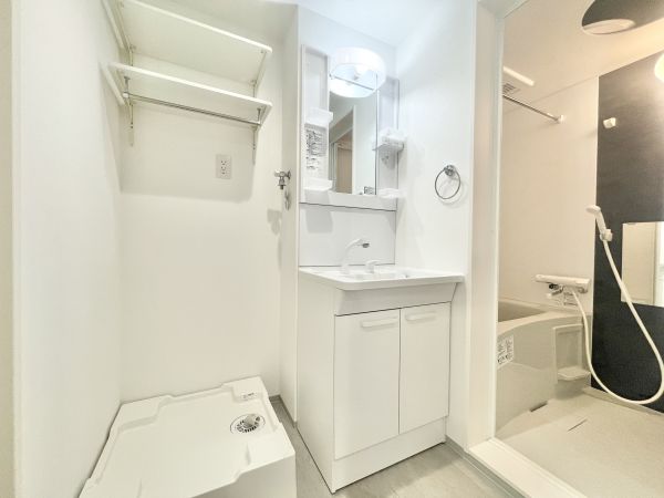 リュクスシティー黄金2階1K 洗面所の画像