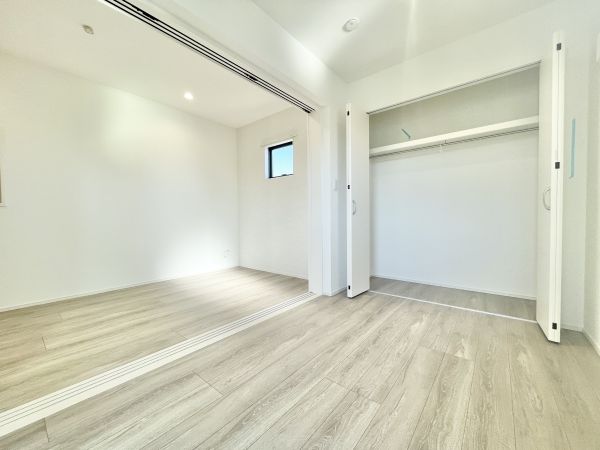 リュクスシティー黄金2階1LDK 部屋②の画像