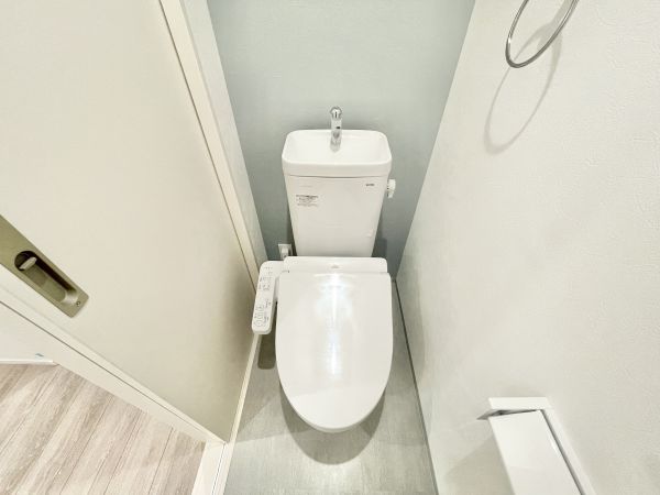 リュクスシティー黄金2階1LDK トイレの画像