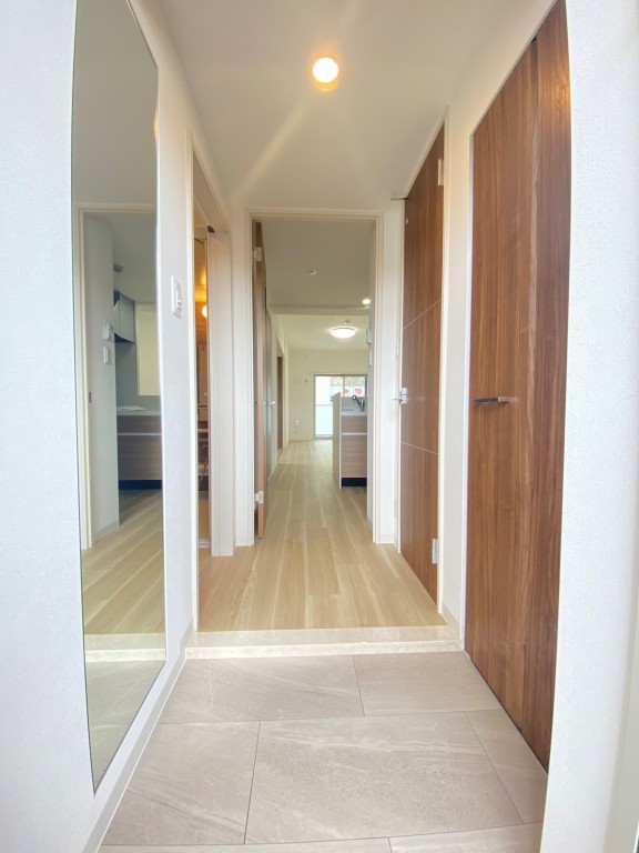 GALLERIA VILLA4階1LDK 玄関の画像