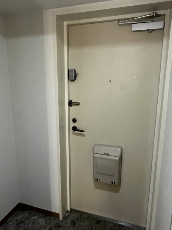 ロイヤルクレスト3階3LDK 玄関の画像