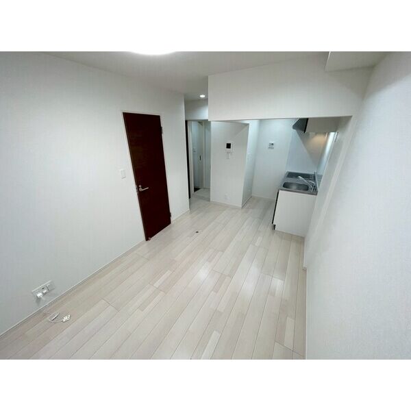 Muse ZioⅤ3階1LDK リビングの画像