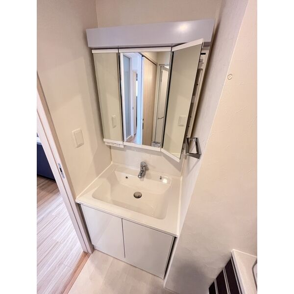 スプランディッド城東関目9階2LDK 洗面所の画像