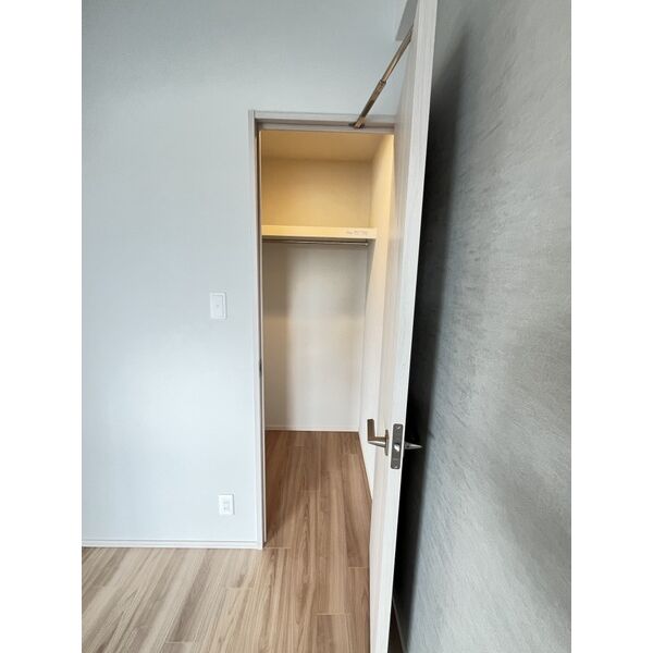 スプランディッド城東関目4階2LDK 収納の画像