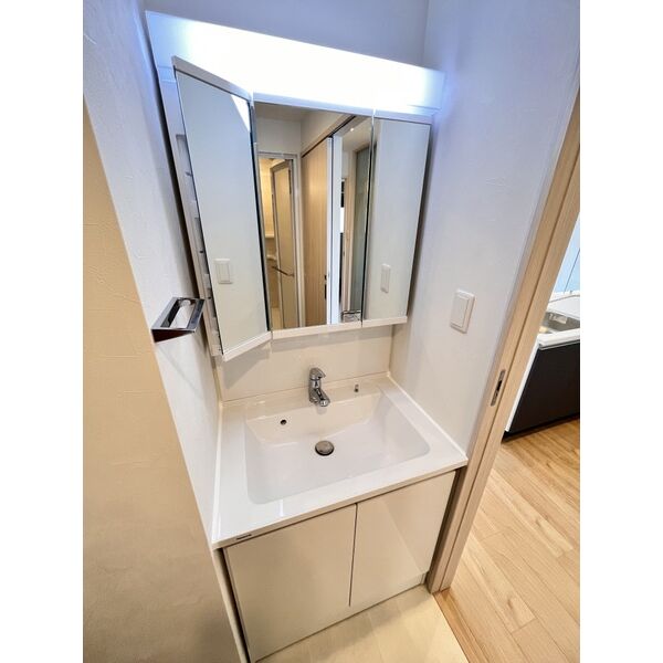 スプランディッド城東関目5階2LDK 洗面所の画像