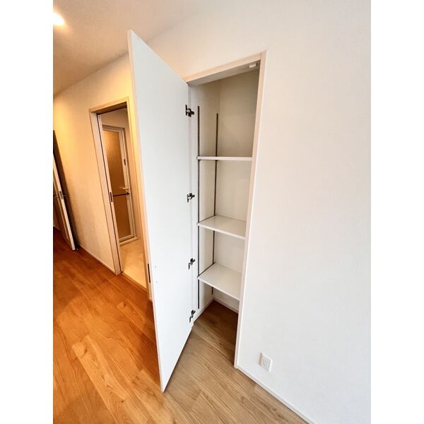 スプランディッド城東関目5階2LDK 収納の画像