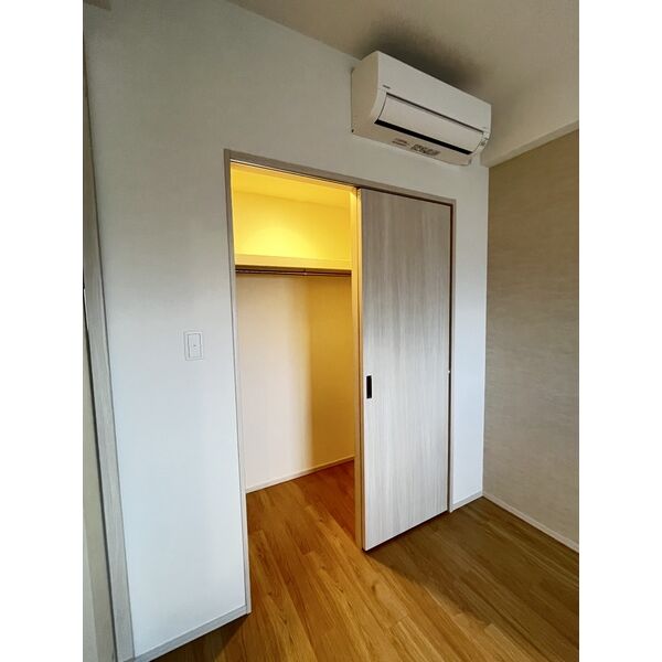 スプランディッド城東関目7階2LDK 収納の画像