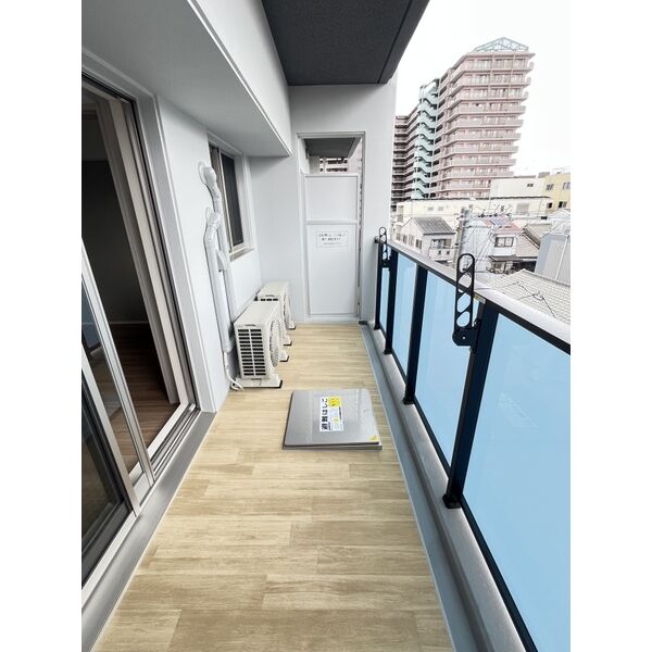 スプランディッド城東関目4階2LDK ベランダの画像