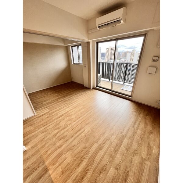 スプランディッド城東関目9階2LDK リビングの画像