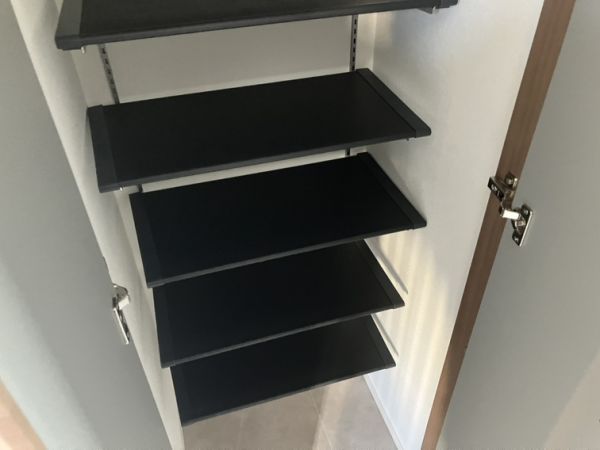 エメルミナ豊中岡町4階1K 収納の画像