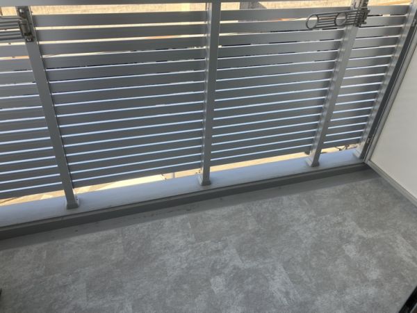 エメルミナ豊中岡町4階1K ベランダの画像