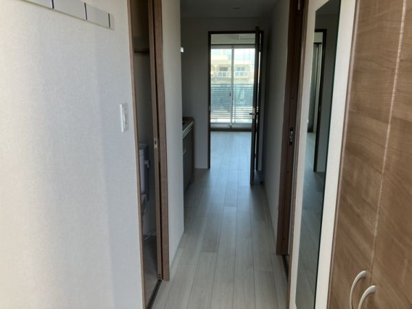 エメルミナ豊中岡町5階1K 玄関の画像