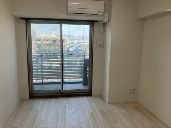 エメルミナ豊中岡町5階1K リビングの画像