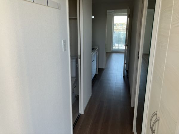 エメルミナ豊中岡町5階1K 玄関の画像