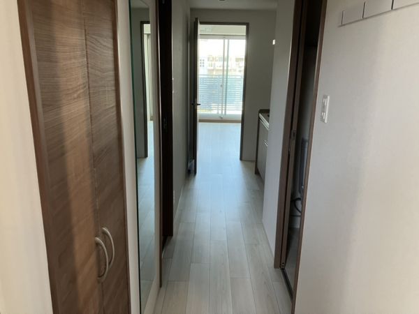 エメルミナ豊中岡町5階1K 玄関の画像