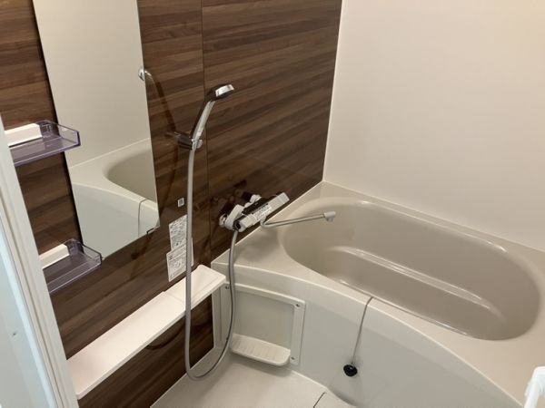 エメルミナ豊中岡町6階1K お風呂の画像